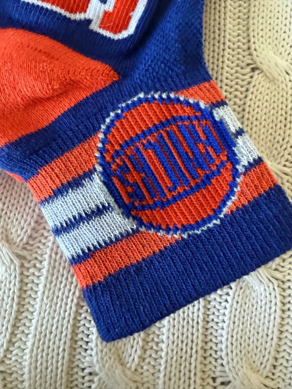 NEW YORK Knicks Kids Crew Socks 3 Pairs Size 4 - 9 Children’s Sock NBA Licensed